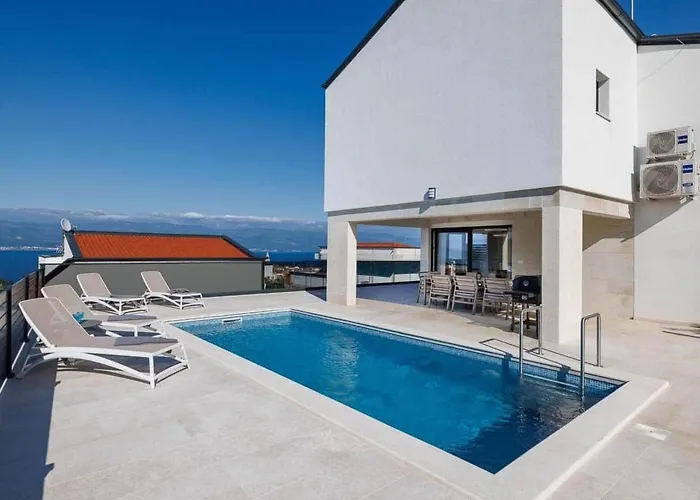 Brandneue -beheizter Pool Mit Schoenem Meerblick By Interhome Casa vacanze Vrbnik (Primorje-Gorski Kotar)