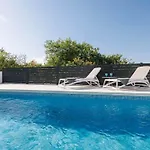 Brandneue -beheizter Pool Mit Schoenem Meerblick By Interhome Prázdninový dům *