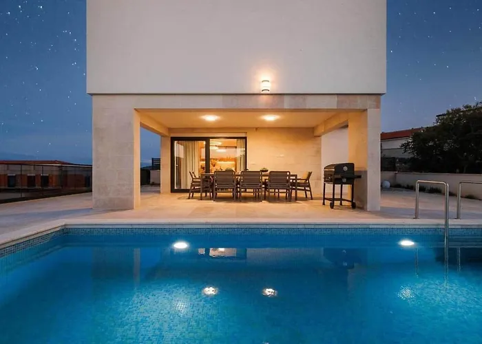 Brandneue -beheizter Pool Mit Schoenem Meerblick By Interhome * Vrbnik (Primorje-Gorski Kotar)