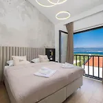 Brandneue -beheizter Pool Mit Schoenem Meerblick By Interhome 펜션 *
